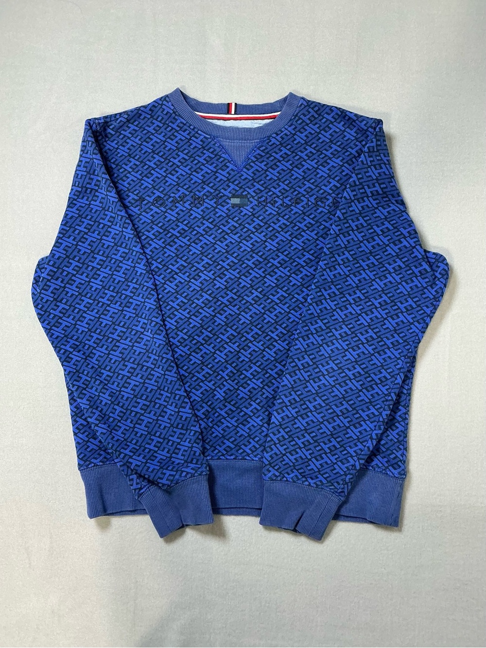 Tommy Hilfiger Monogram Sweatshirt Women’s XS Blue Logo Crewneck Pullover